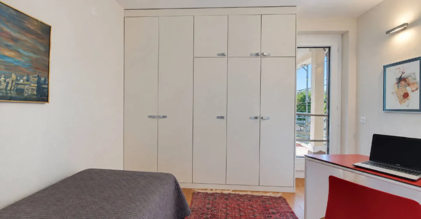 167 m² apartment with a 153 m² terrace in life annuity without rent - Photo 10 of 11
