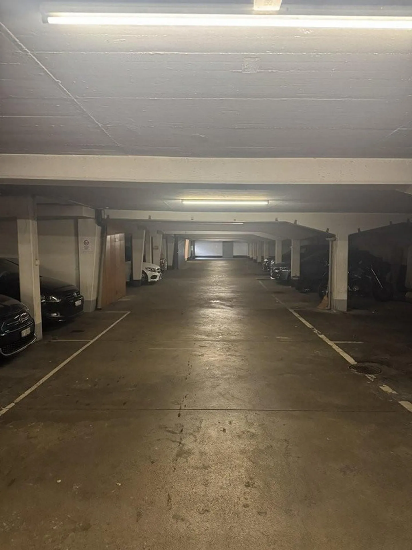 Assicurati il tuo posto auto a Bümpliz! - Foto 3 di 4
