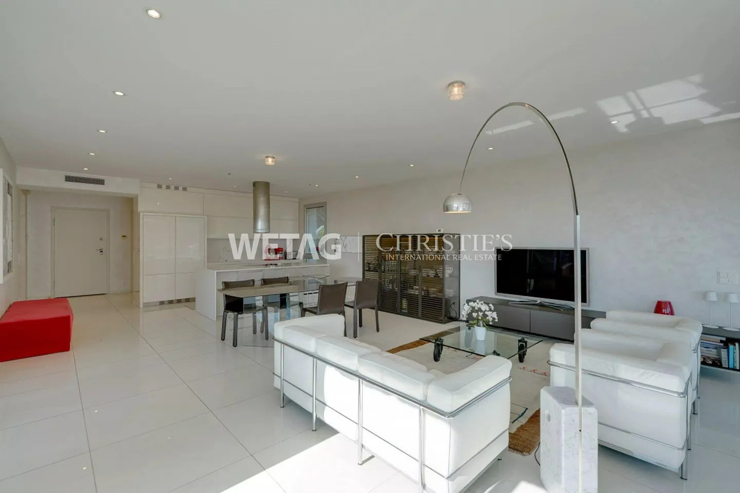 Elegante Wohnung mit Seeblick - Foto 3 von 13