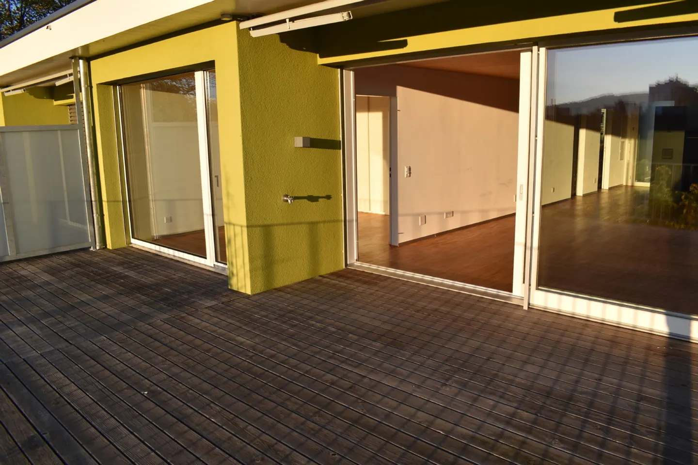 Residential and commercial building in a central location - Photo 6 of 9