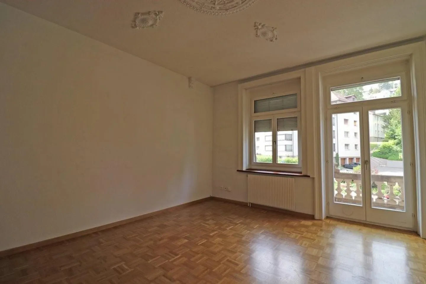 Charmante 3.5 Zimmer Wohnung - Foto 2 von 5