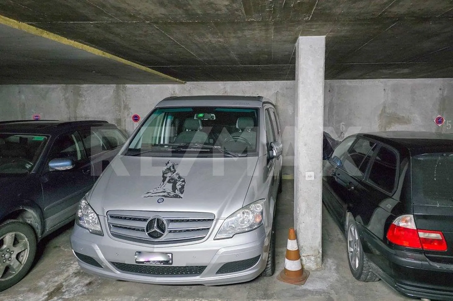 6 posti auto presso Haus St. Martin a Täsch - Posizione centrale vicino alla stazione - Foto 7 di 11
