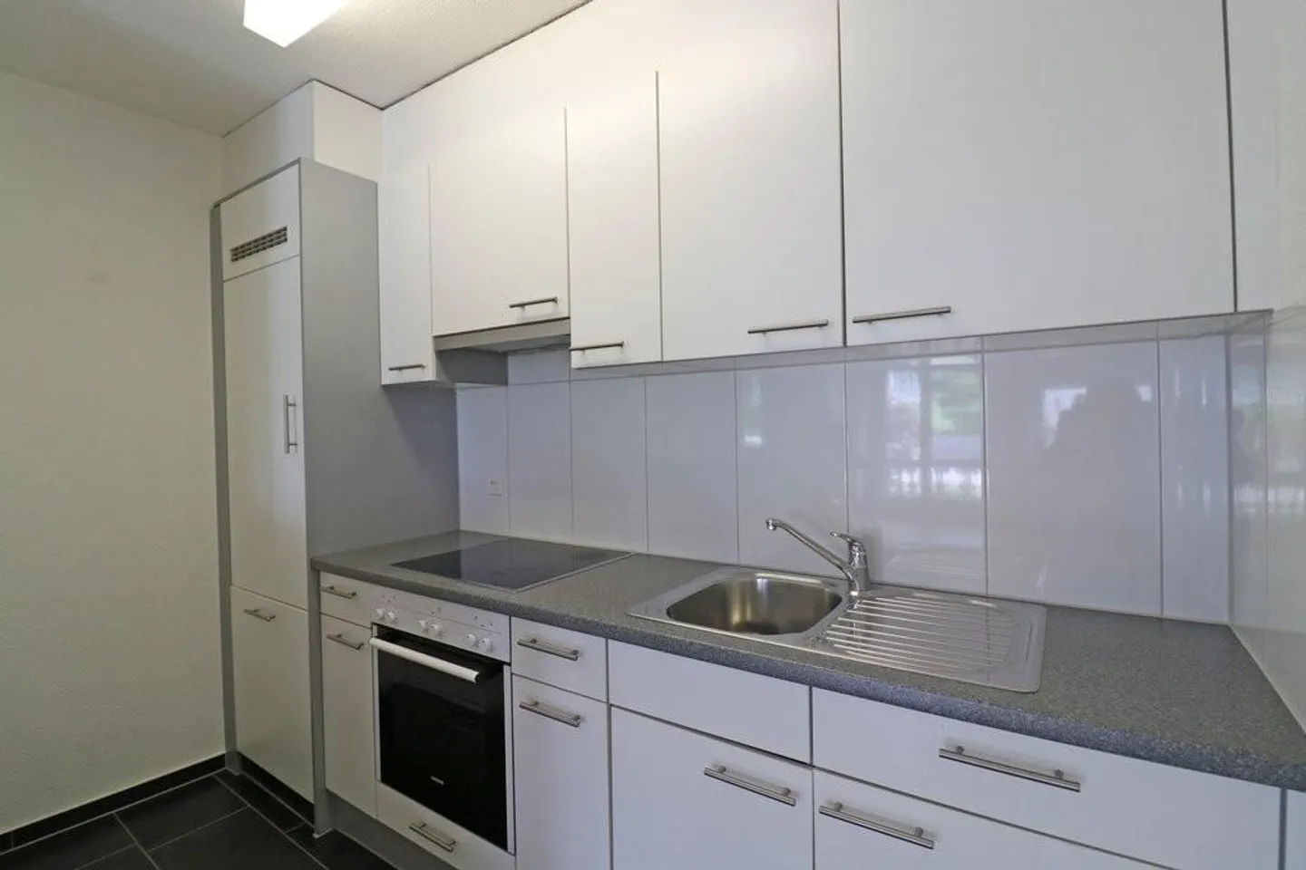 Charmante 3.5 Zimmer Wohnung - Foto 3 von 5