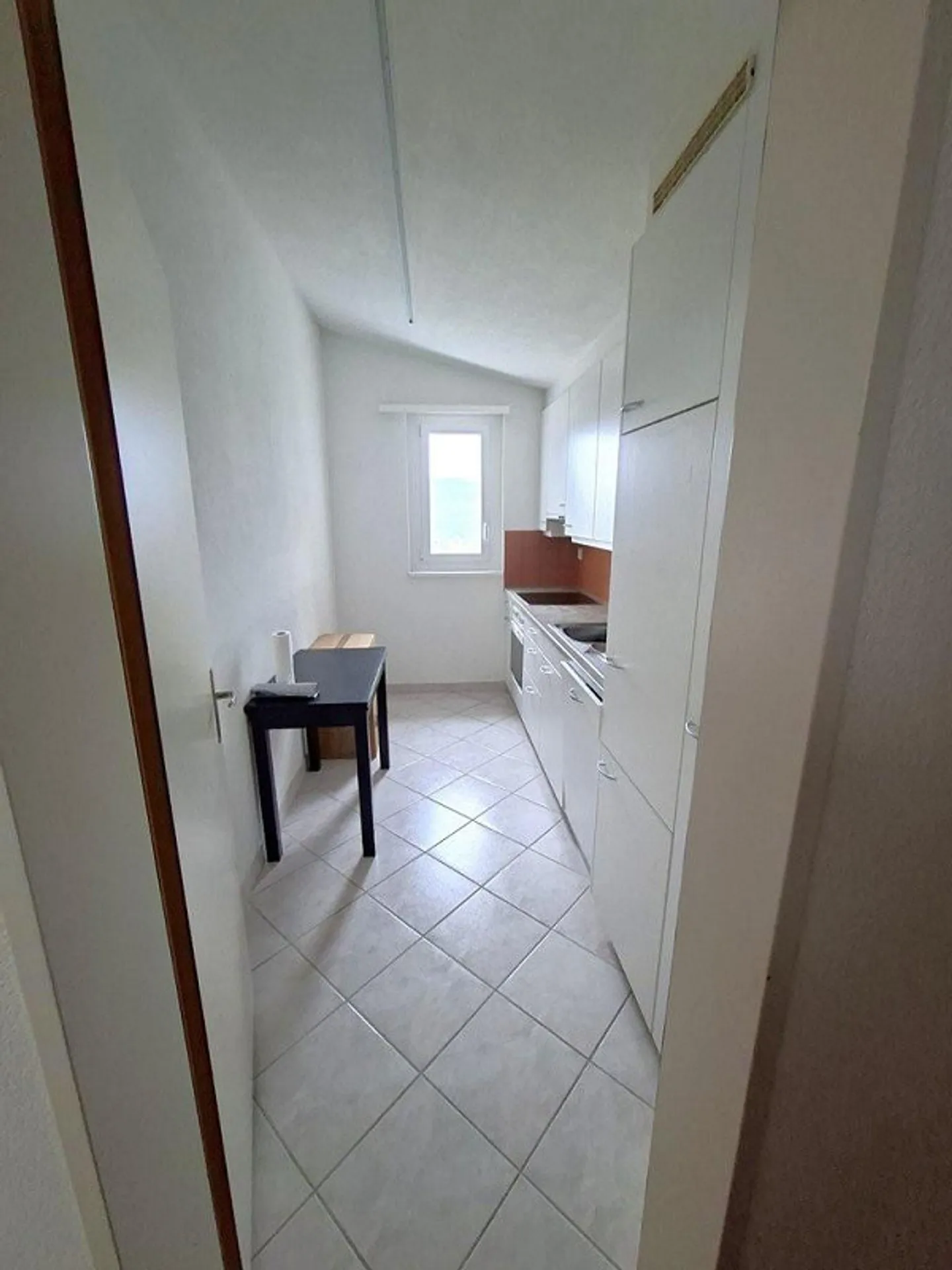 Attraktive 2.5-Zimmerwohnung im 3. Obergeschoss - Foto 3 di 4