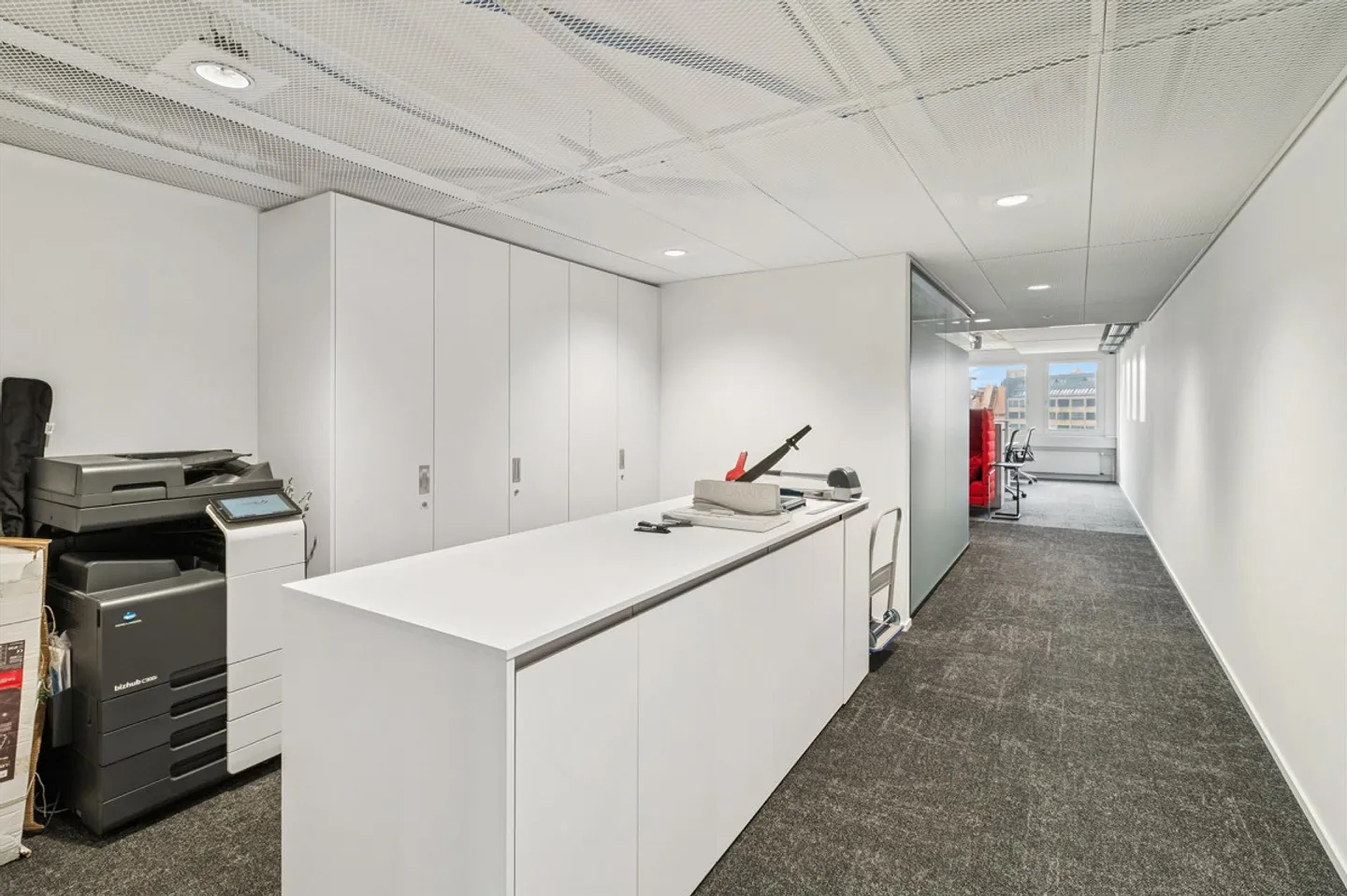Modern Headquarters Space near Zurich 760 m² immediately available - ... - Photo 6 of 11