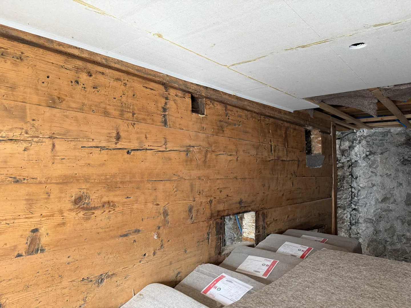 Casa unifamiliare con stalla - da sviluppare - Foto 3 di 20