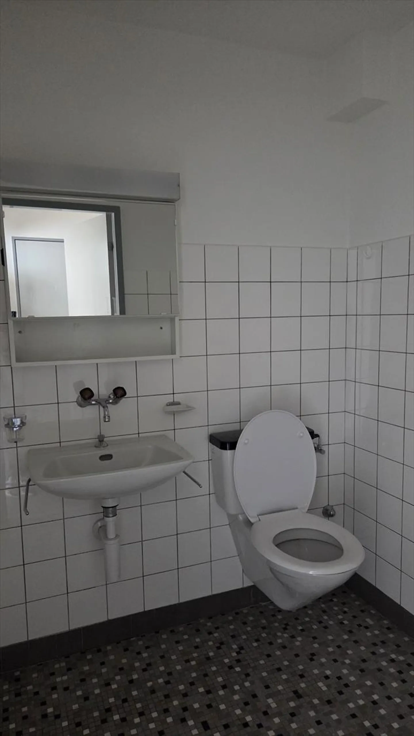 2,5-Zimmer-Wohnung - Foto 7 von 17