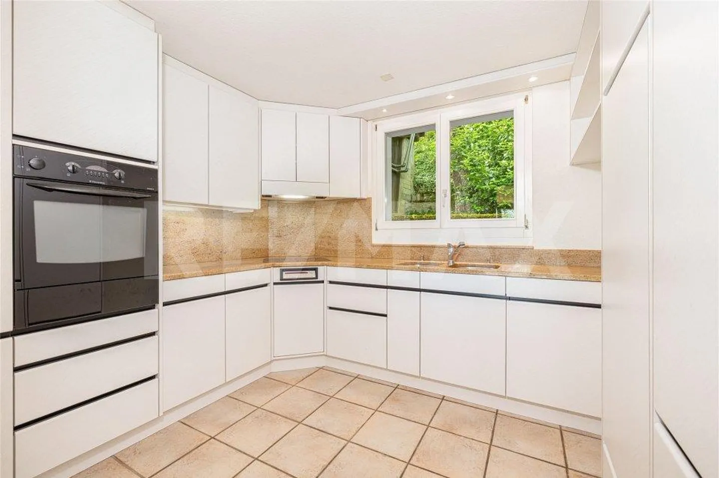Einfamilienhaus kaufen - Foto 2 von 13