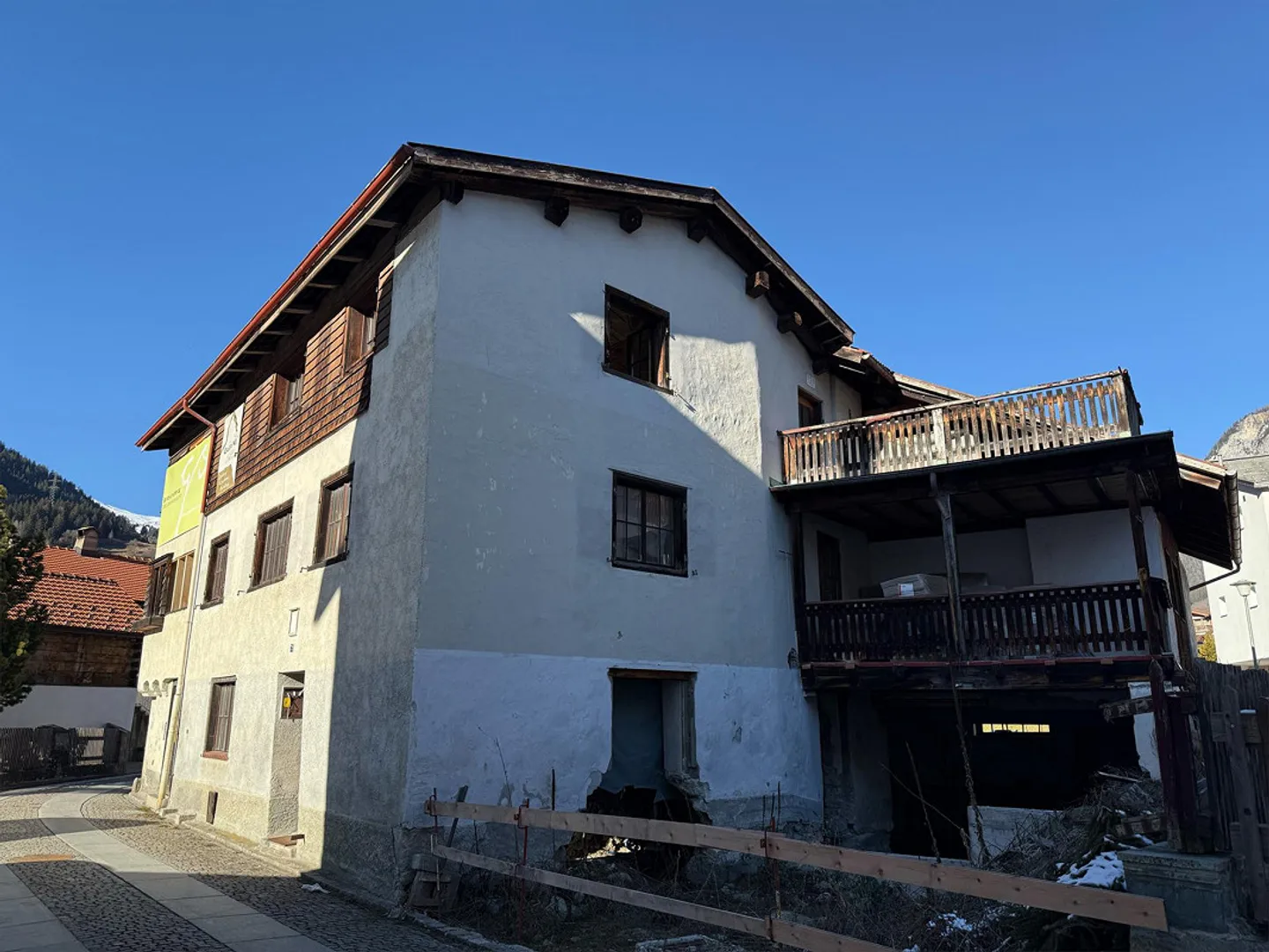 Casa unifamiliare con stalla - da sviluppare - Foto 15 di 20