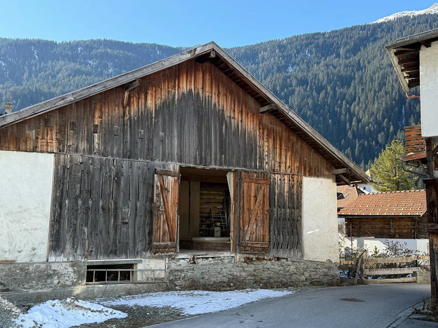 Casa unifamiliare con stalla - da sviluppare - Foto 18 di 20