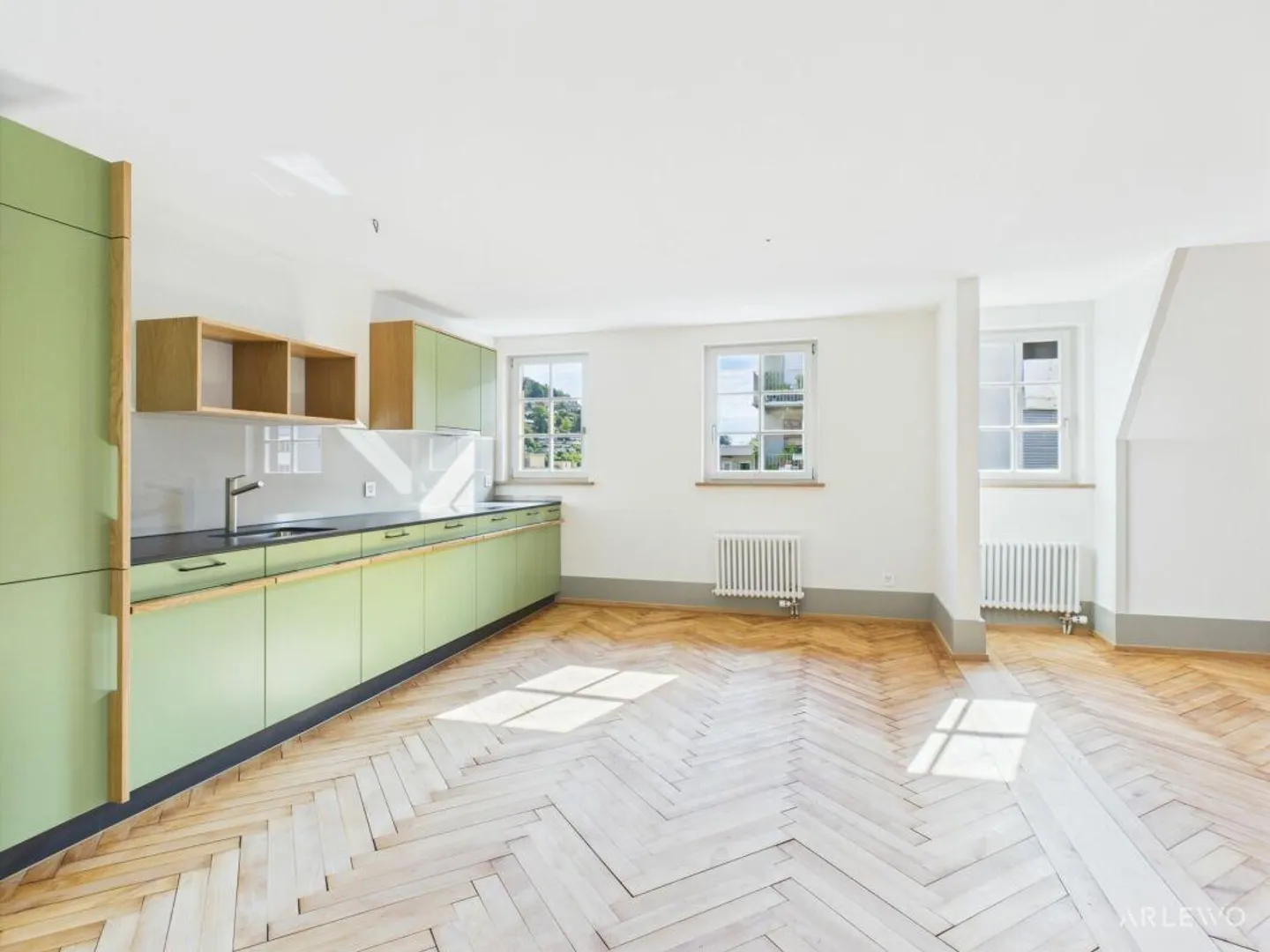 First occupancy old building apartment with living comfort - Photo 1 of 9