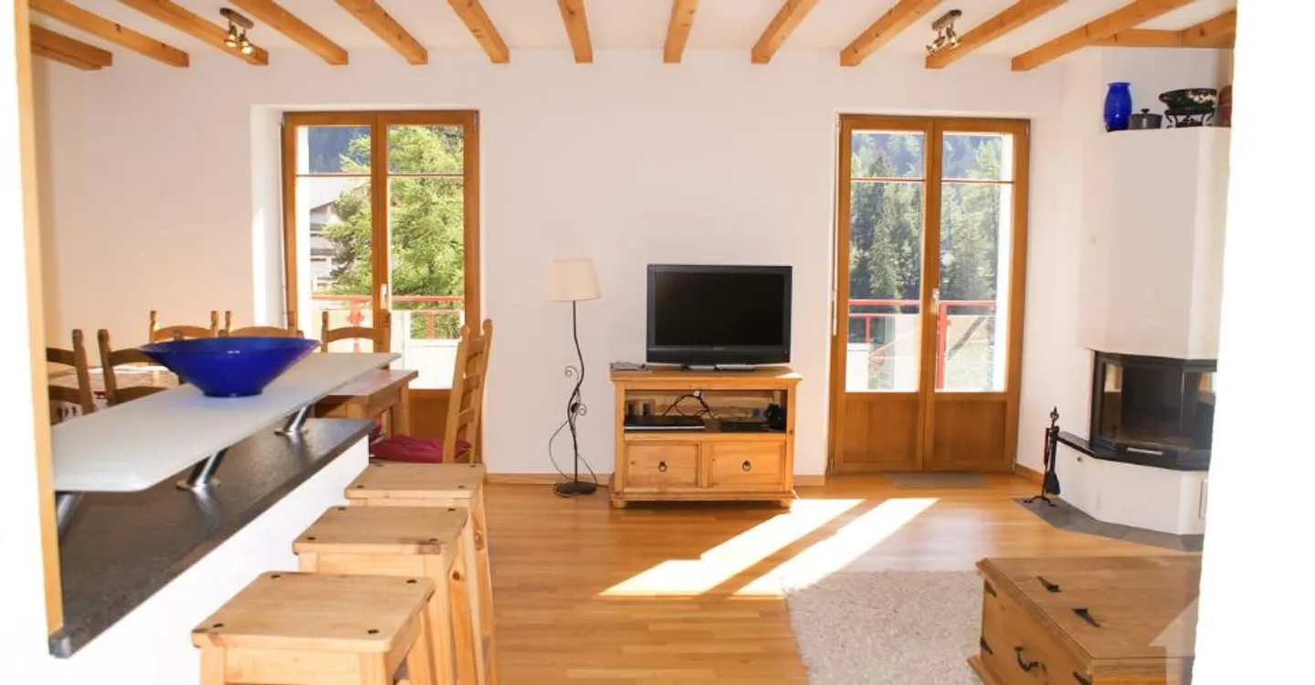 Penthouse Stupendo con Vista Lago - Foto 1 di 12