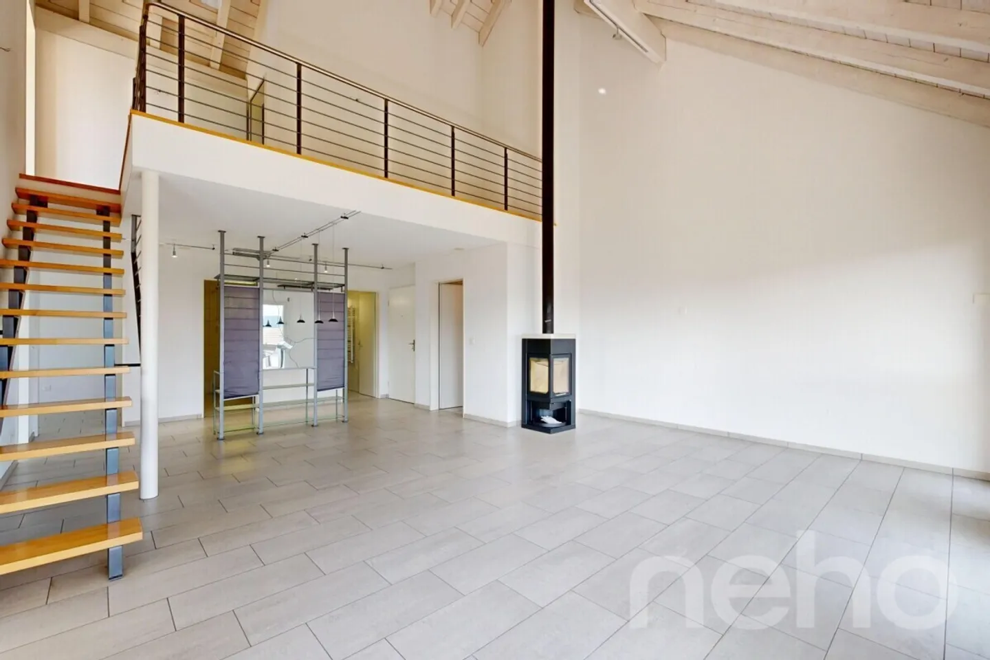 4.5 Room Maisonette Apartment in Brittnau - Photo 7 of 12