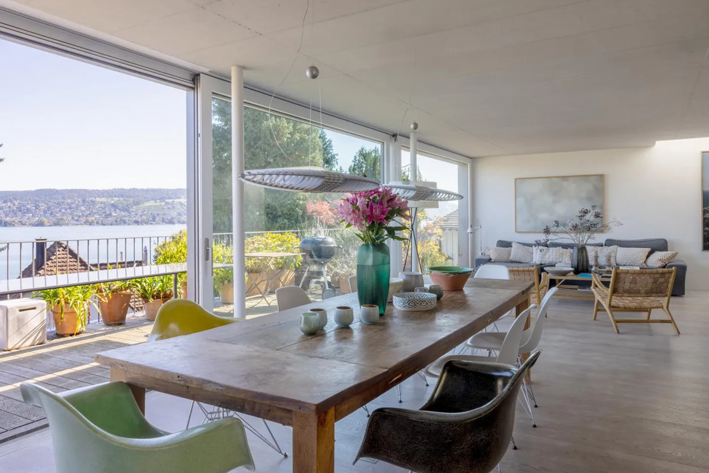 Modern Architect Villa with Lake View in Rüschlikon - Photo 3 of 4