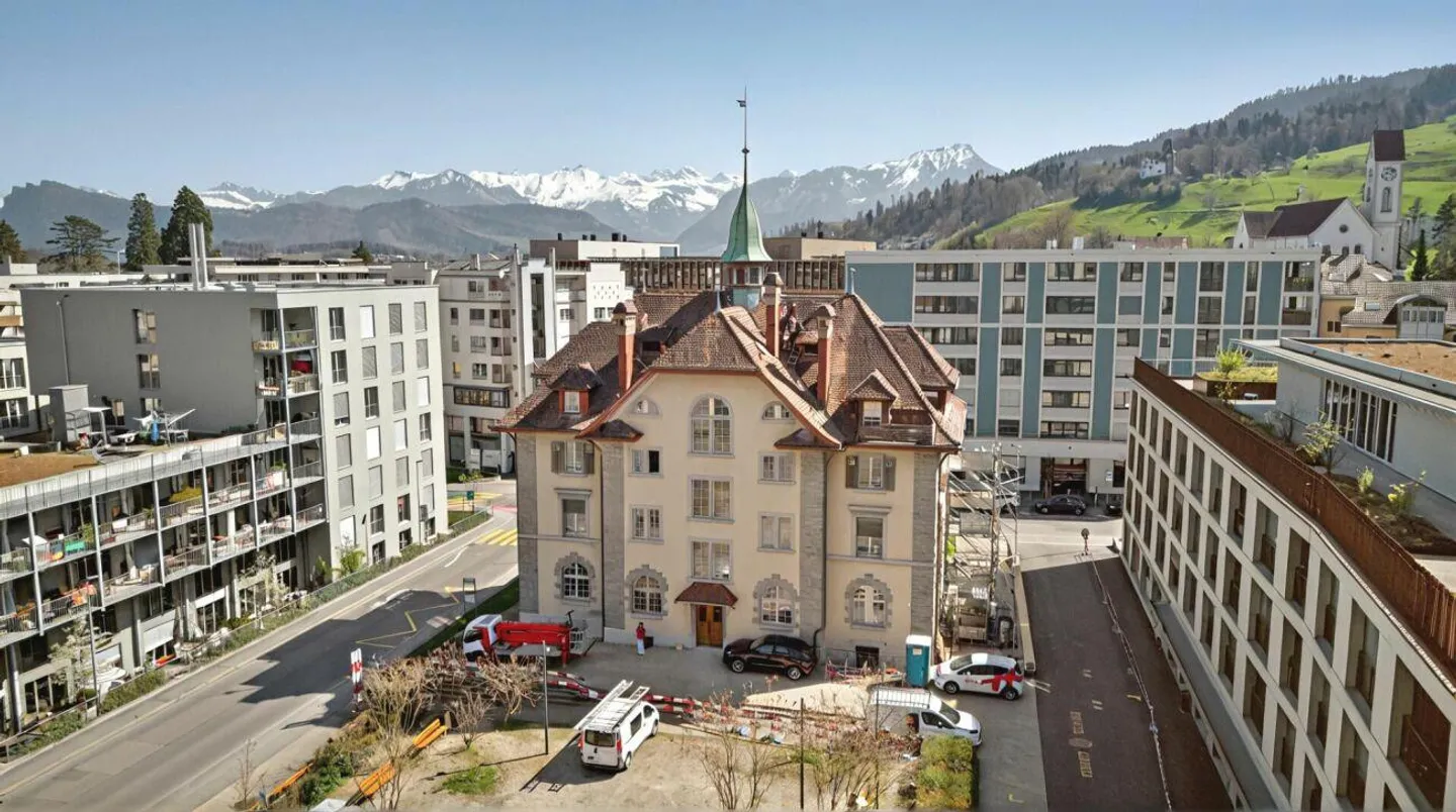 First occupancy old building apartment with living comfort - Photo 8 of 9