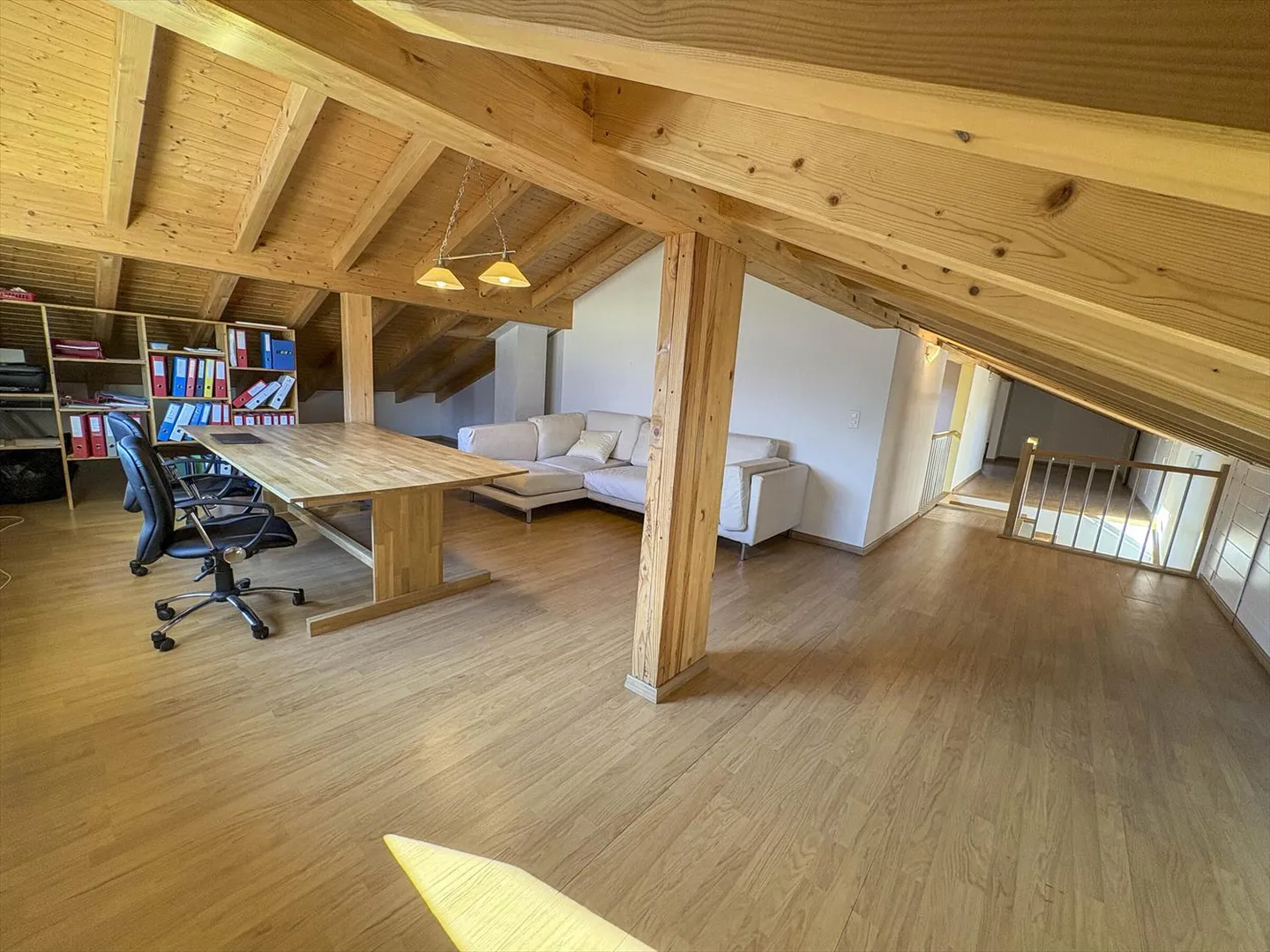 Villa spacieuse avec 4 appartements, idéale pour une famille ou un investisseur - Photo 7 sur 13