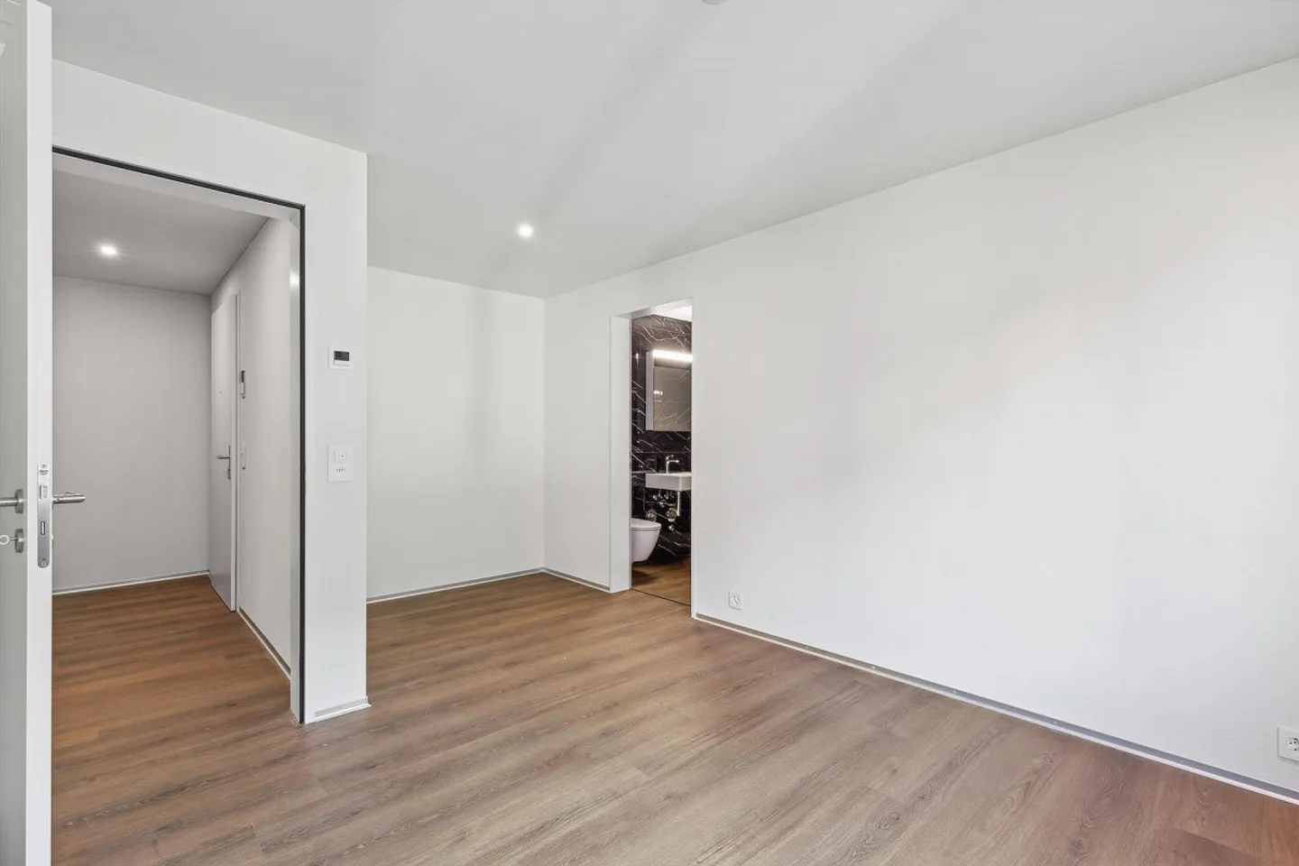 Discover Your New Home: A Modern Oasis of Well-Being - Photo 9 of 13