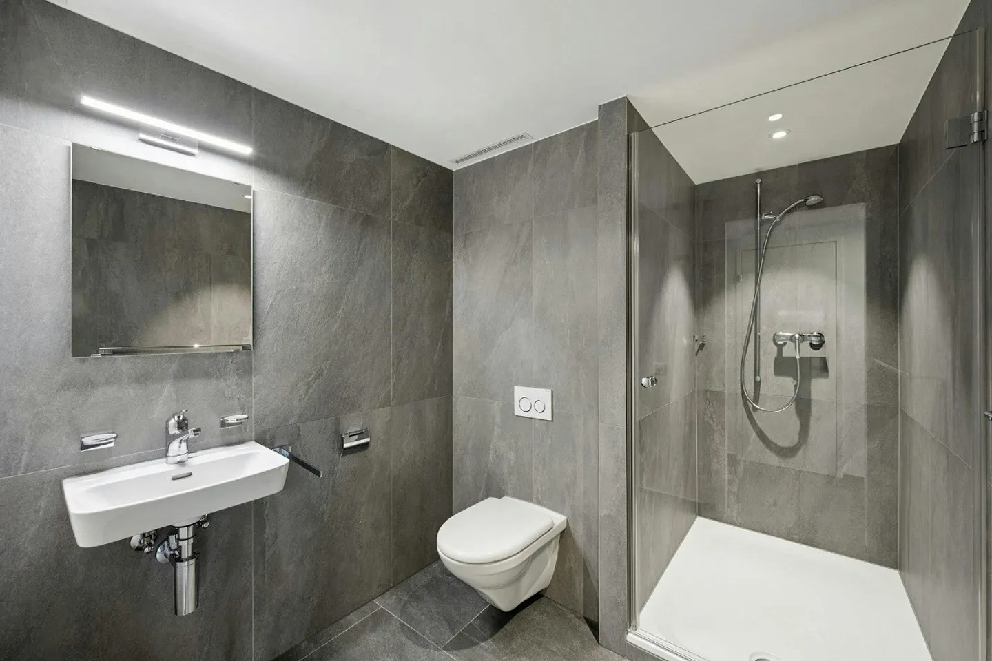 Above the rooftops of Basel - Living at the Bankverein - approx. 137 m² - Photo 9 of 12