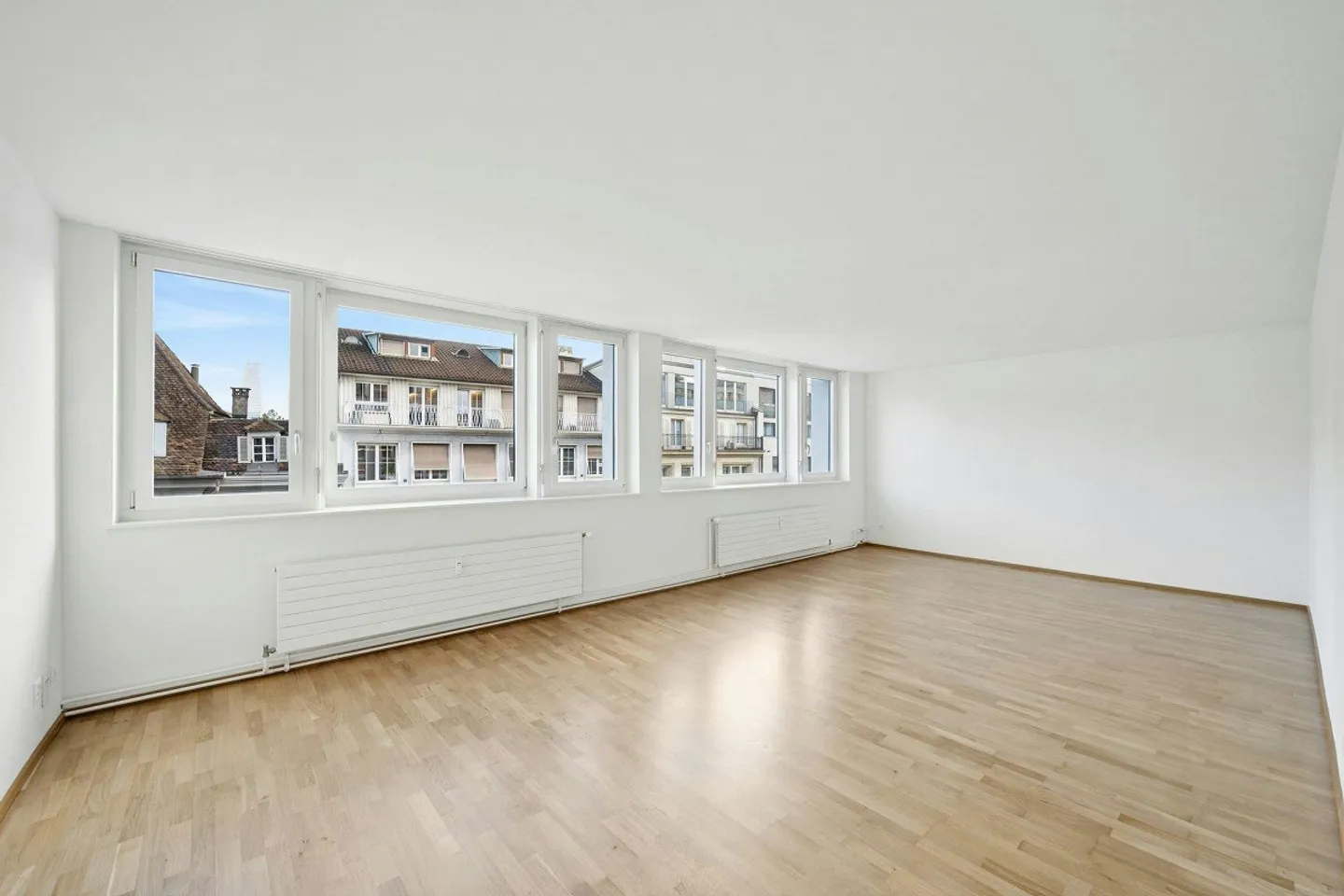 Above the rooftops of Basel - Living at the Bankverein - approx. 137 m² - Photo 11 of 12