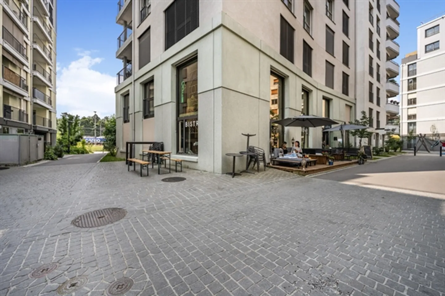 ATTRAKTIVE ARTDECO-BAR GLASI BÜLACH - Foto 8 von 8