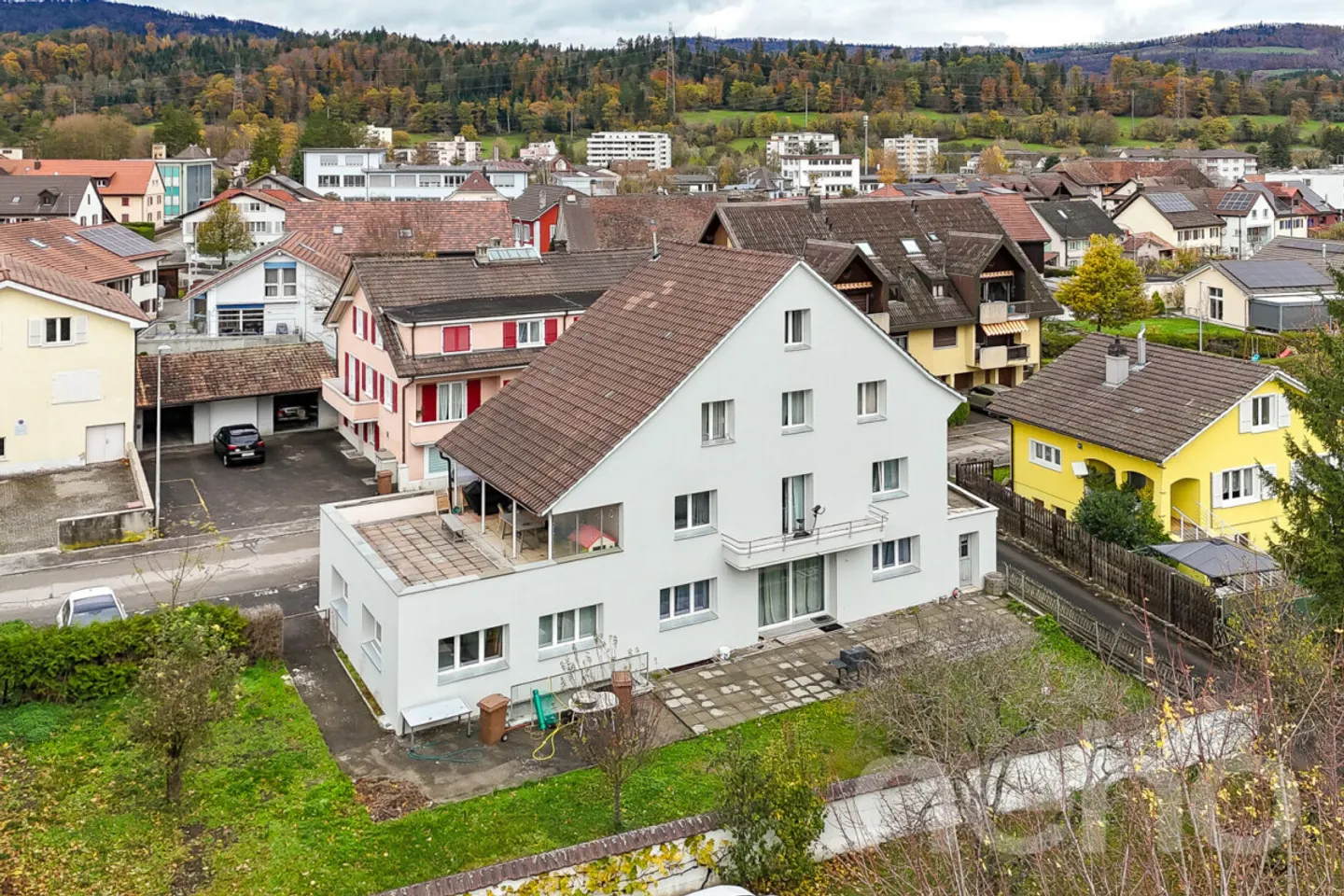 Immeuble Rénové avec Jardin - Photo 3 sur 12