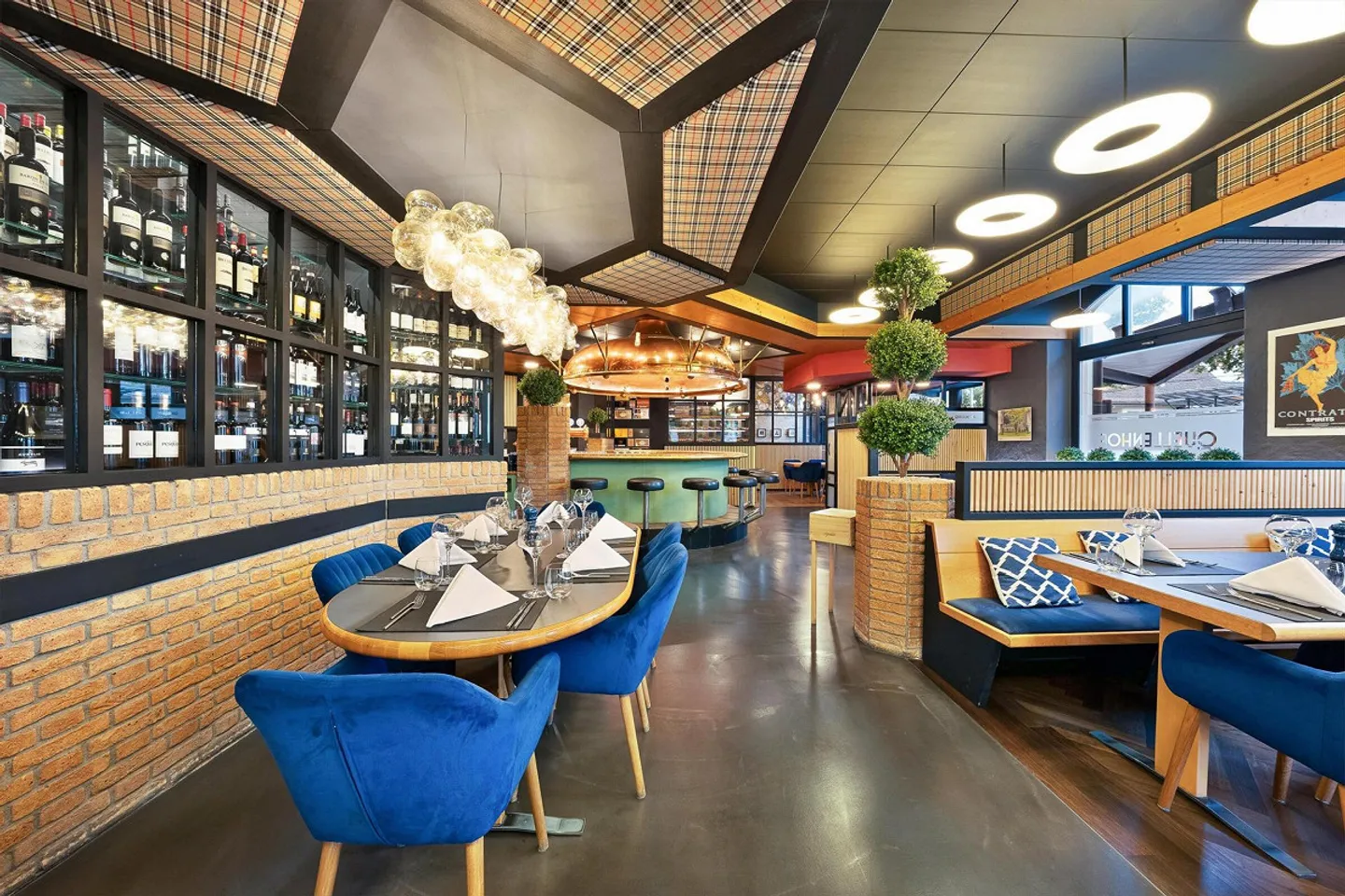 Restaurant exclusif dans un emplacement central - Photo 3 sur 16
