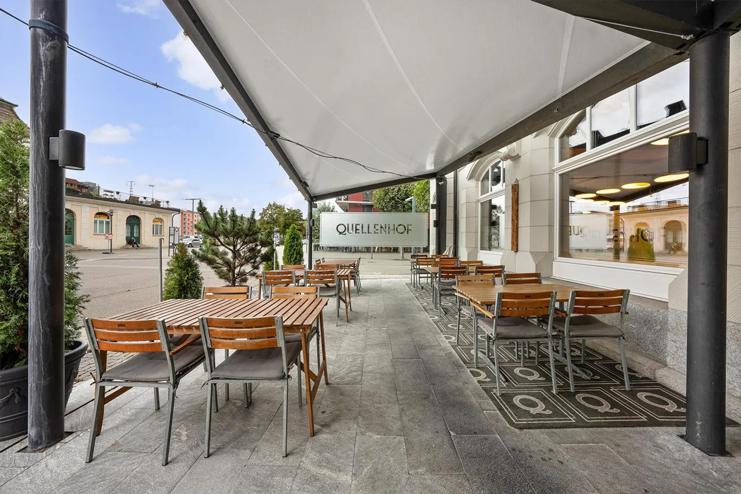 Restaurant exclusif dans un emplacement central - Photo 12 sur 16