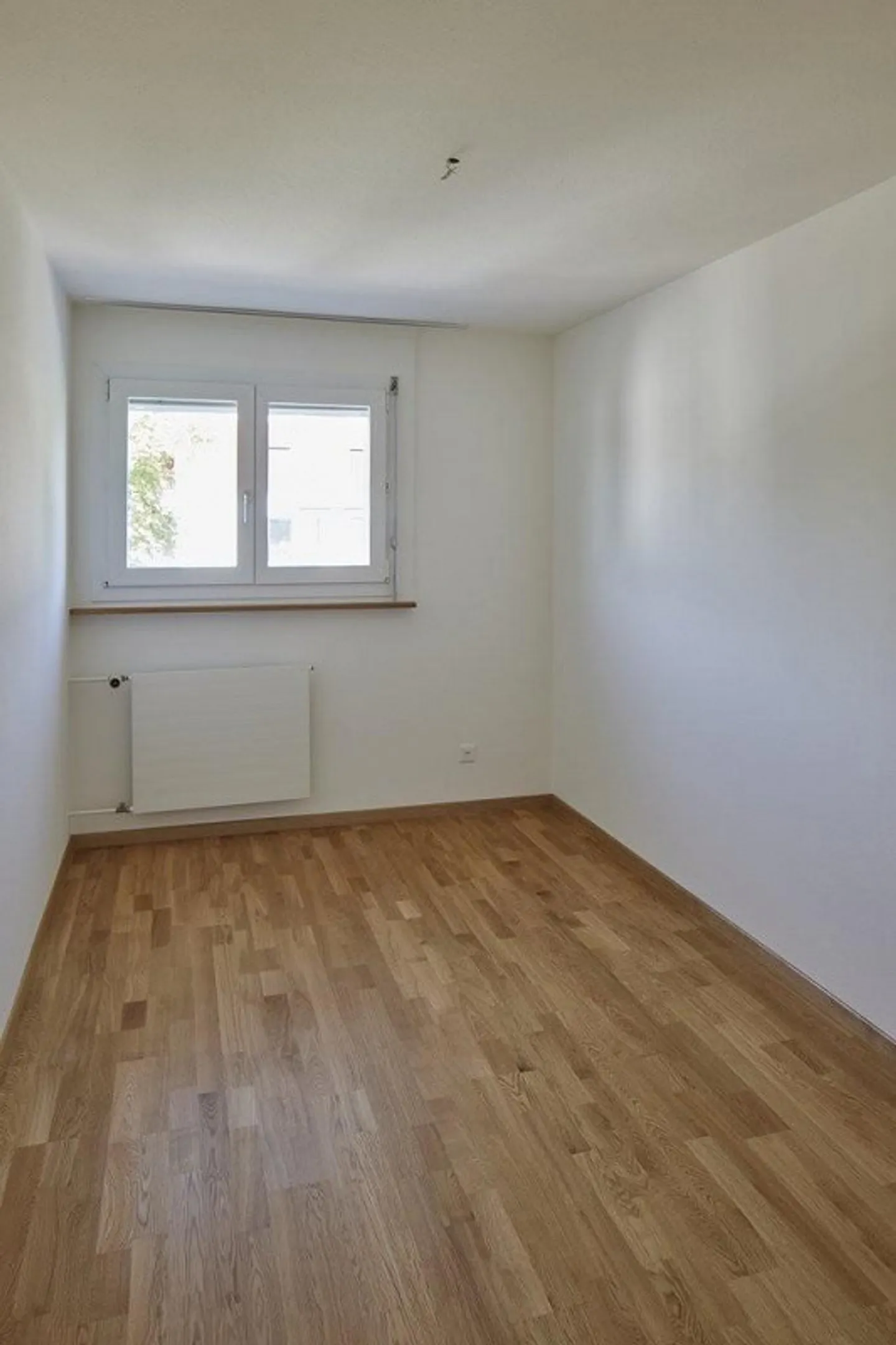 RENT WITHOUT DEPOSIT popular property in the best location - Photo 5 of 8