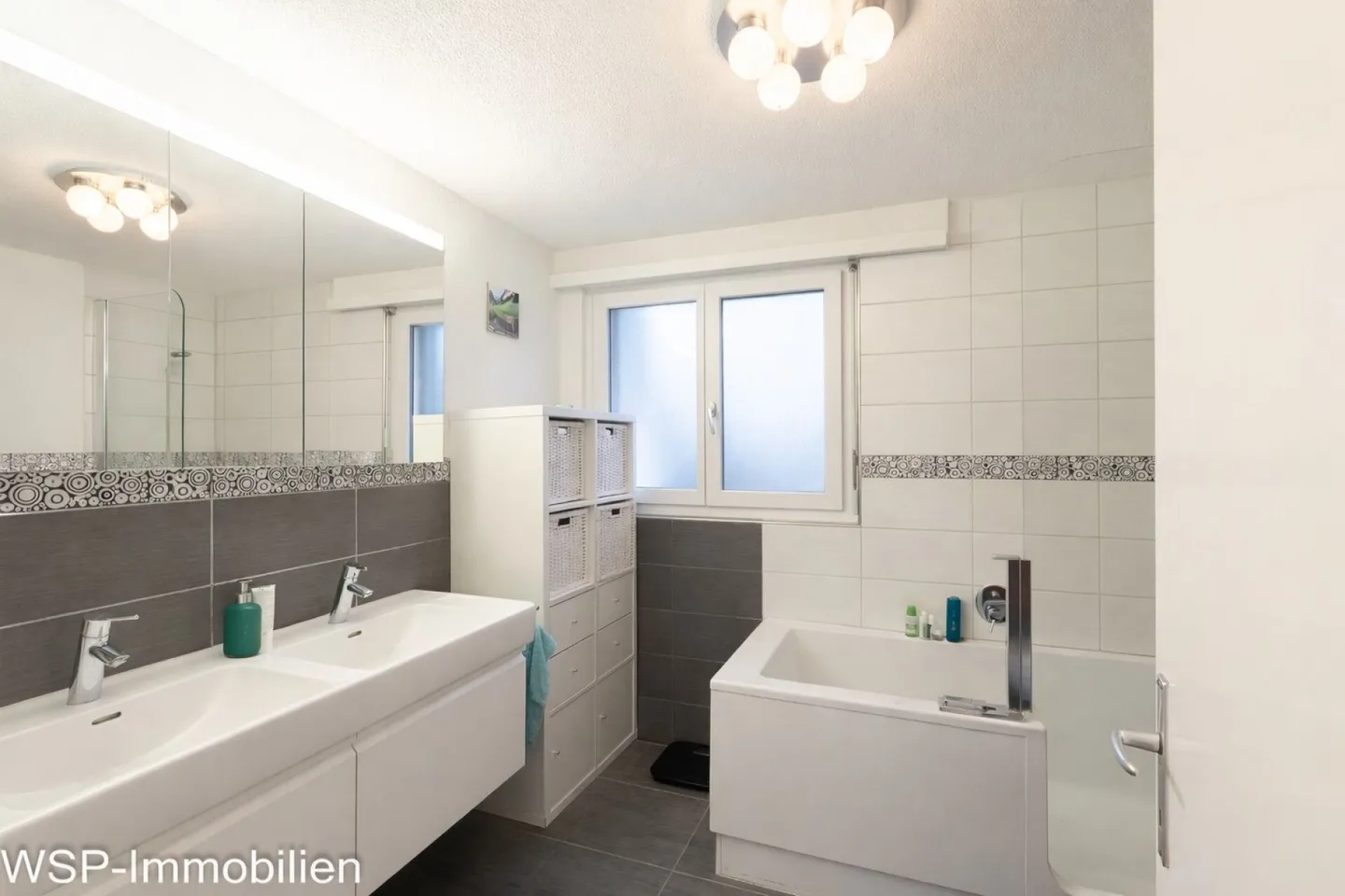 Sun - Peace - Central - Photo 10 of 17