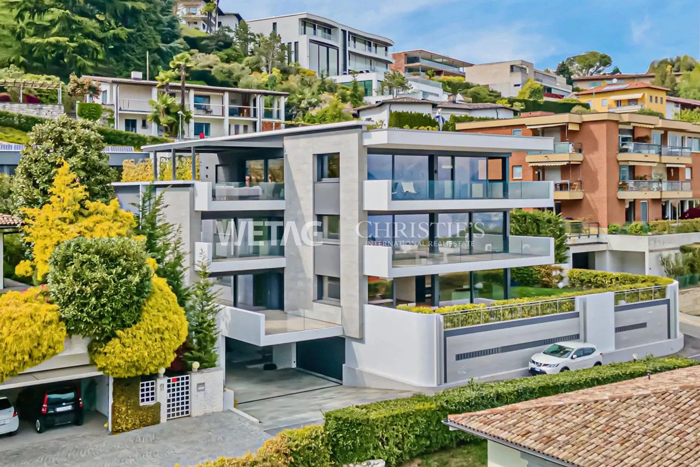 Moderne Wohnung mit Privatgarten - Foto 1 von 13