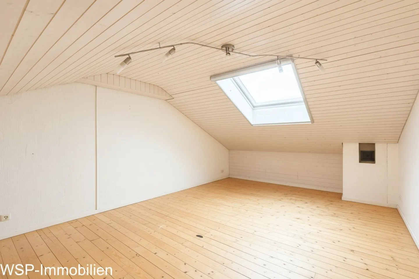 Sun - Peace - Central - Photo 14 of 17