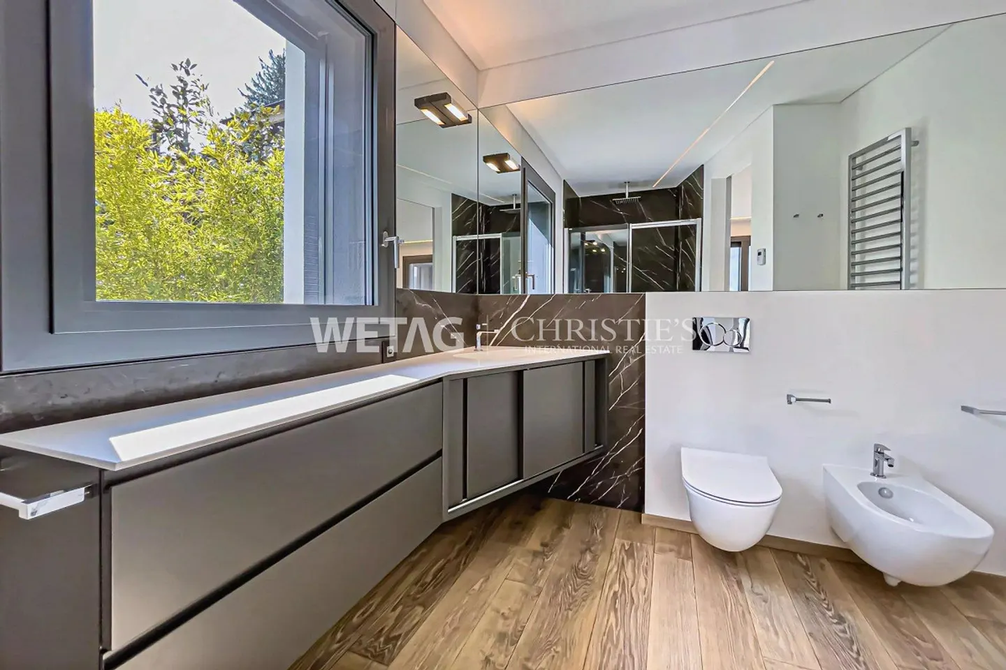 Moderne Wohnung mit Privatgarten - Foto 5 von 13