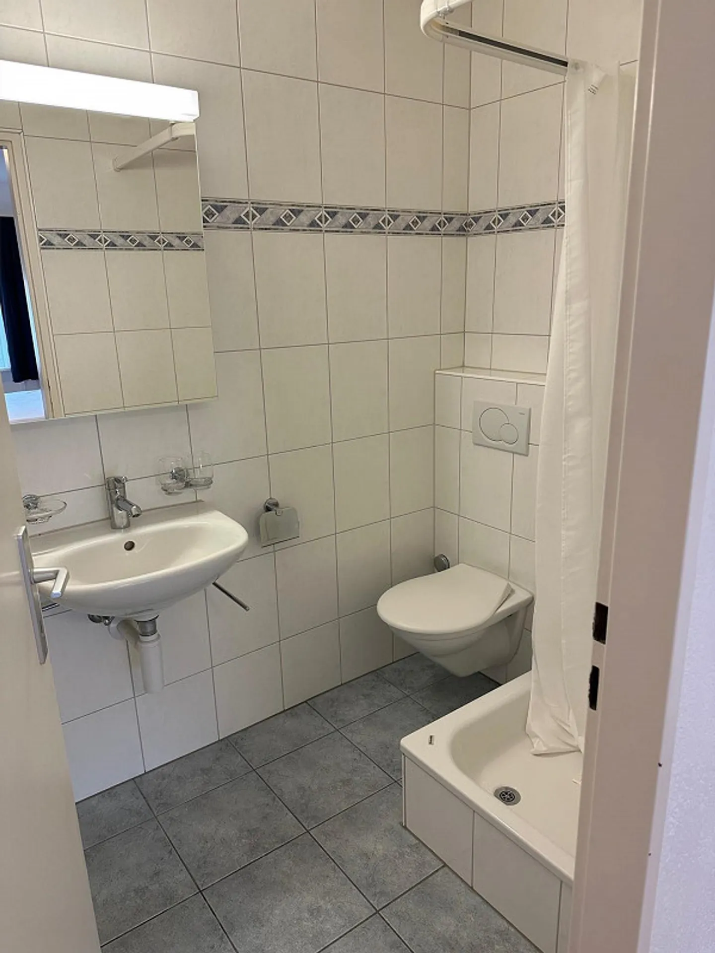 Appartement 1 pièce (222) meublé à louer - Photo 2 sur 5