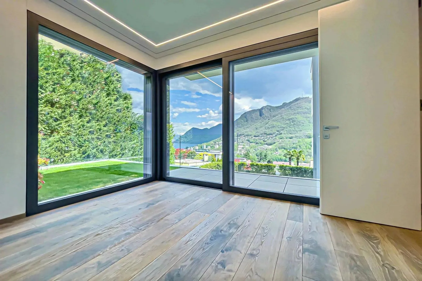 Moderne Wohnung mit Privatgarten - Foto 8 von 13