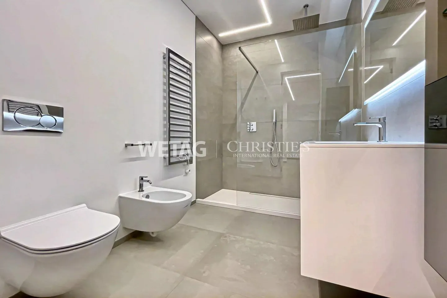 Moderne Wohnung mit Privatgarten - Foto 9 von 13