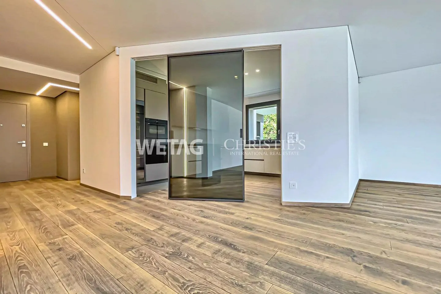 Moderne Wohnung mit Privatgarten - Foto 10 von 13
