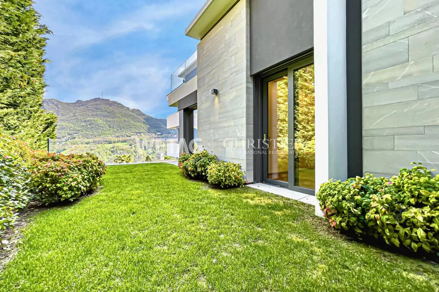 Moderne Wohnung mit Privatgarten - Foto 12 von 13
