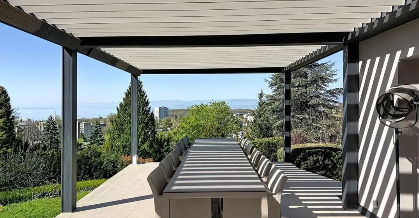 Contemporary Elegance with Panoramic View of Lake Geneva - Photo 4 of 10