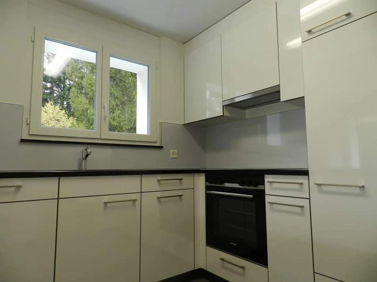 Votre appartement de 3,5 pièces à Aarwangen dans un emplacement calme et ensoleillé - Photo 3 sur 9