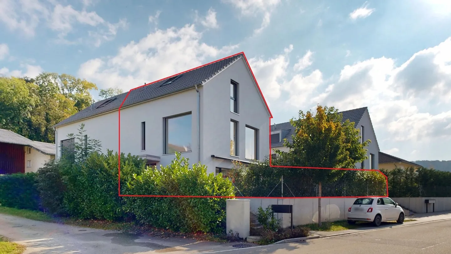 Exclusive 3.5-room single-family house with two parking spaces - Photo 2 of 19