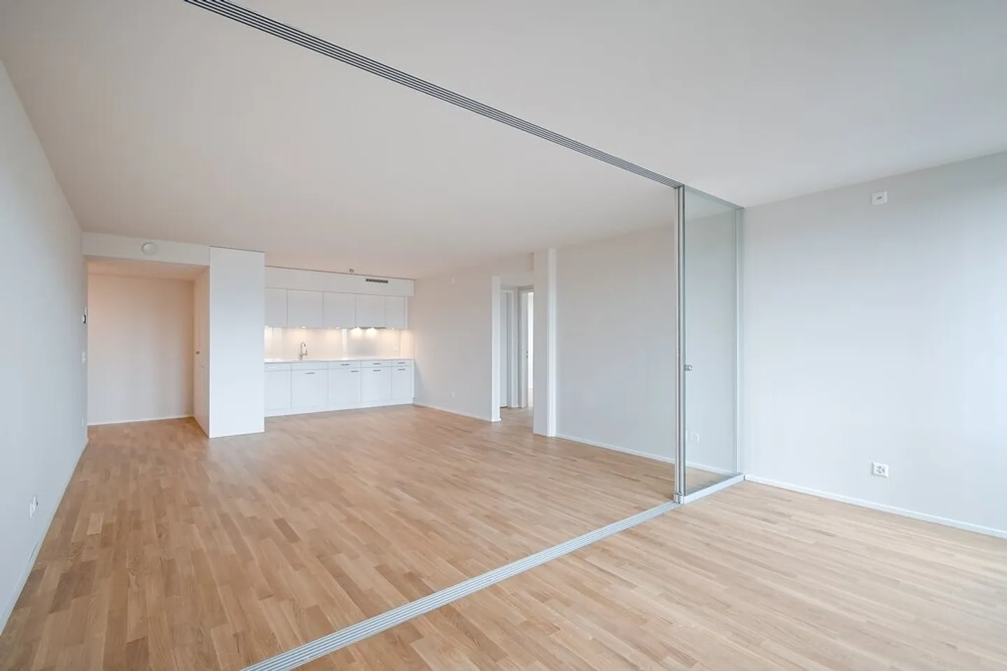 Appartement moderne dans la ville de Brugg - Photo 4 sur 10