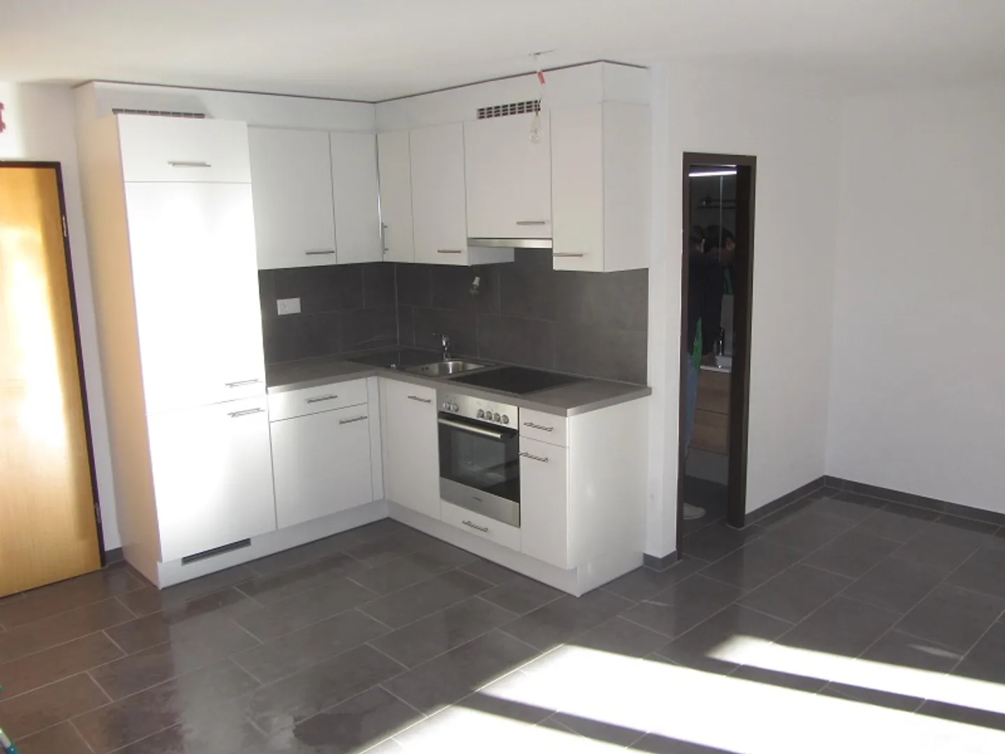 Sankt-Cergue, beautiful 2-room apartment completely renovated - Photo 2 of 10
