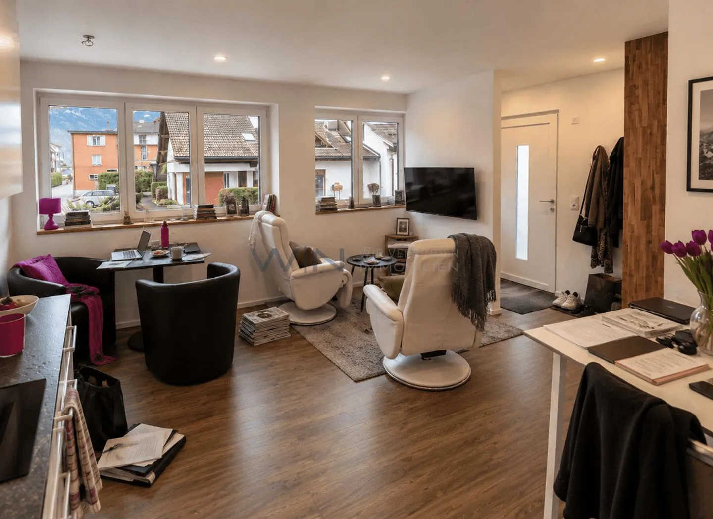 Fully Rented: 10 Units Plus Additional Income - Photo 5 of 10