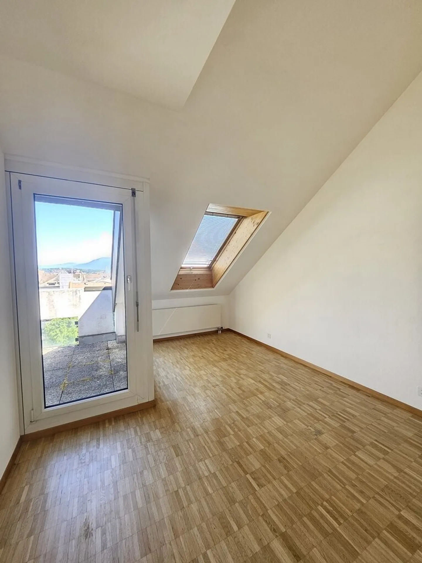 Apartment Geneva - 4 rooms - Photo 8 of 12