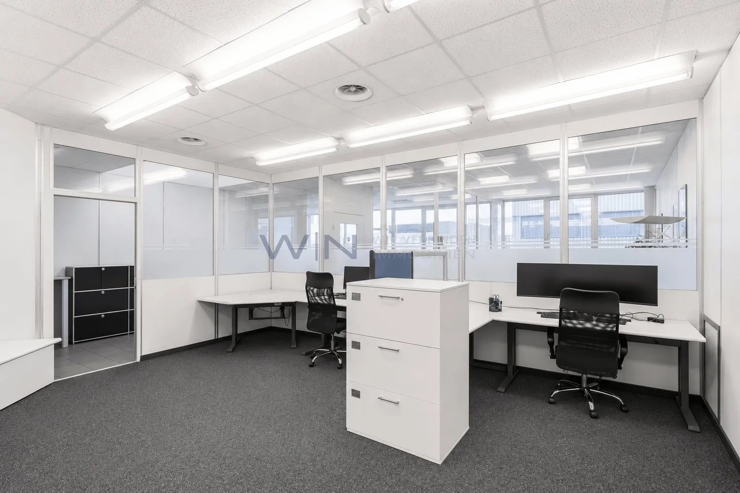 Office space for rent - Photo 5 of 10