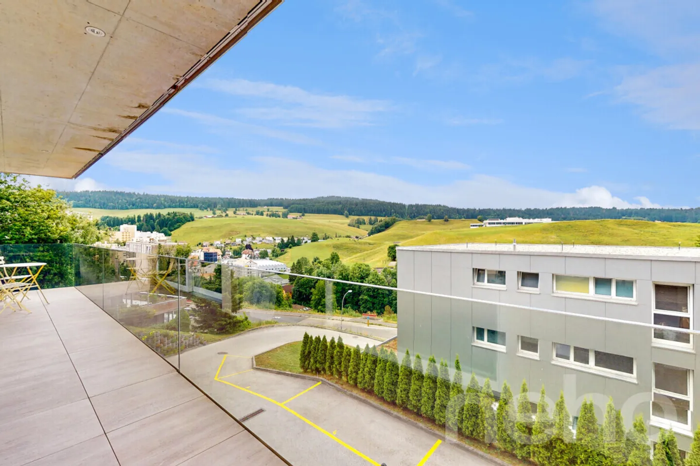 Stunning 5.5 room apartment in Locle with a large terrace - Photo 12 of 12