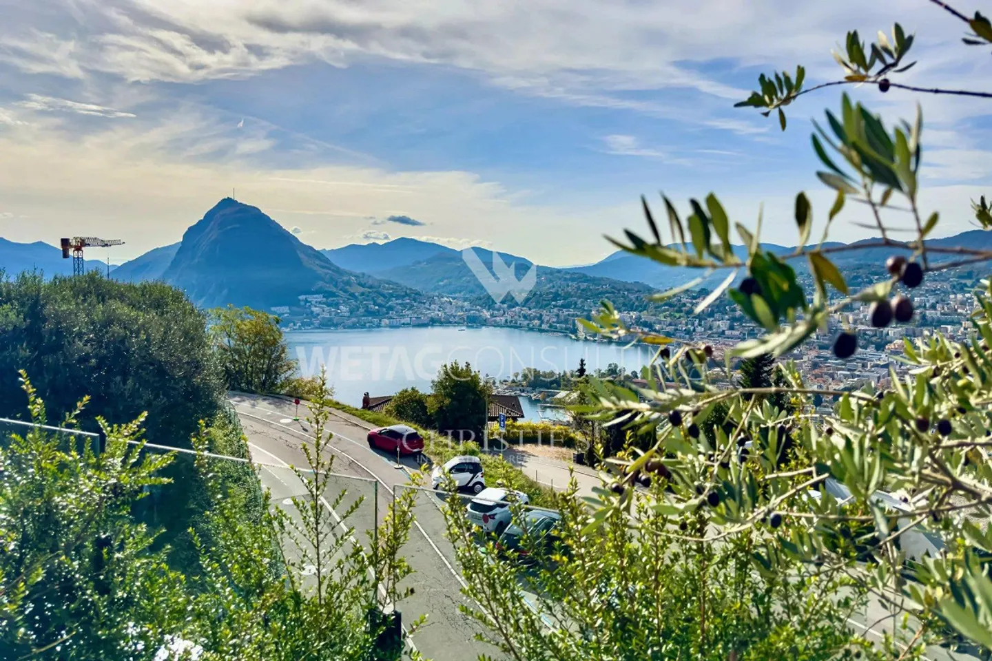 Lugano-Aldesago: attico moderno con vista mozzafiato sul lago, tetto... - Foto 2 di 13