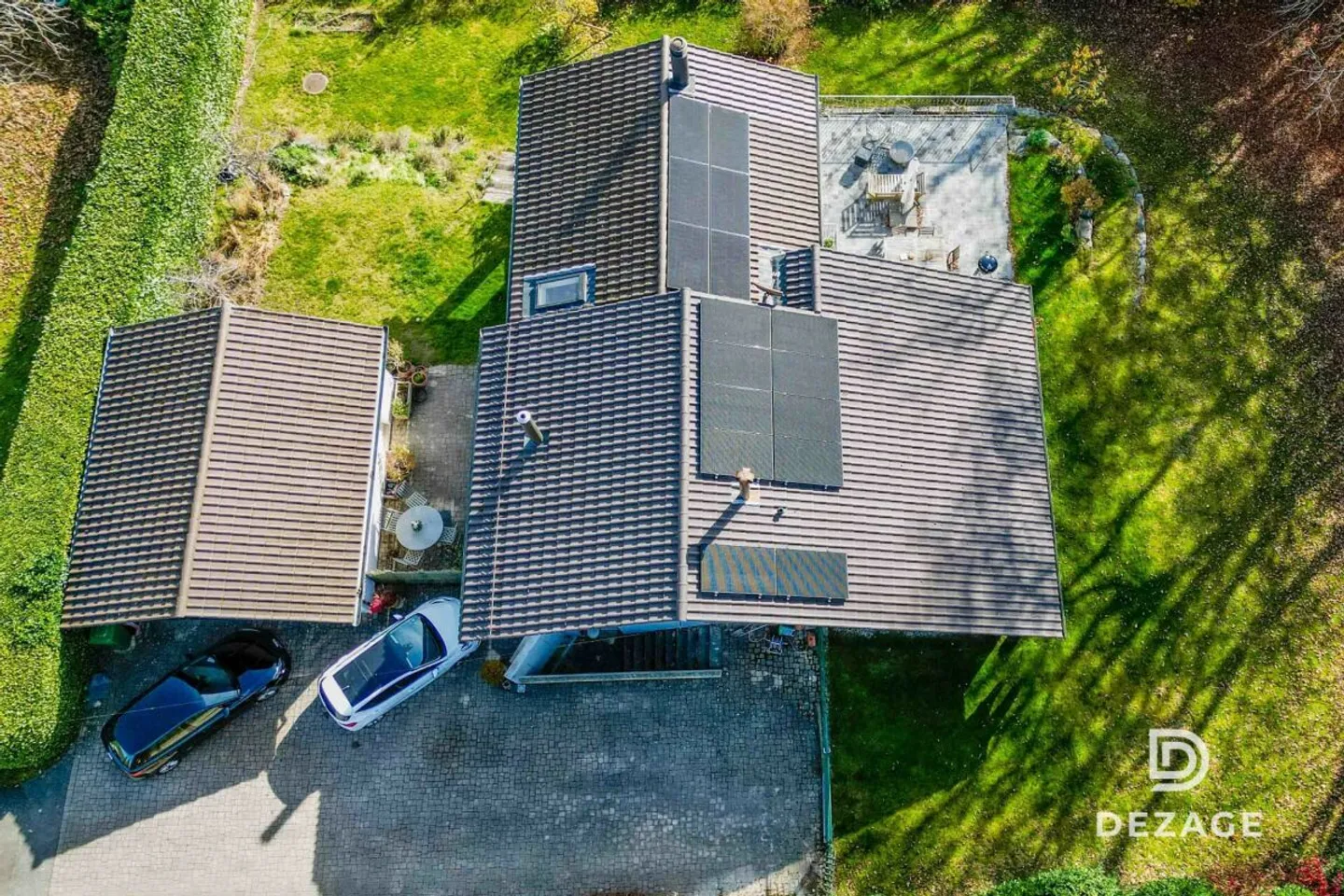 View of the lake and the peaks - a true paradise of tranquility in Givrins! - Photo 13 of 15