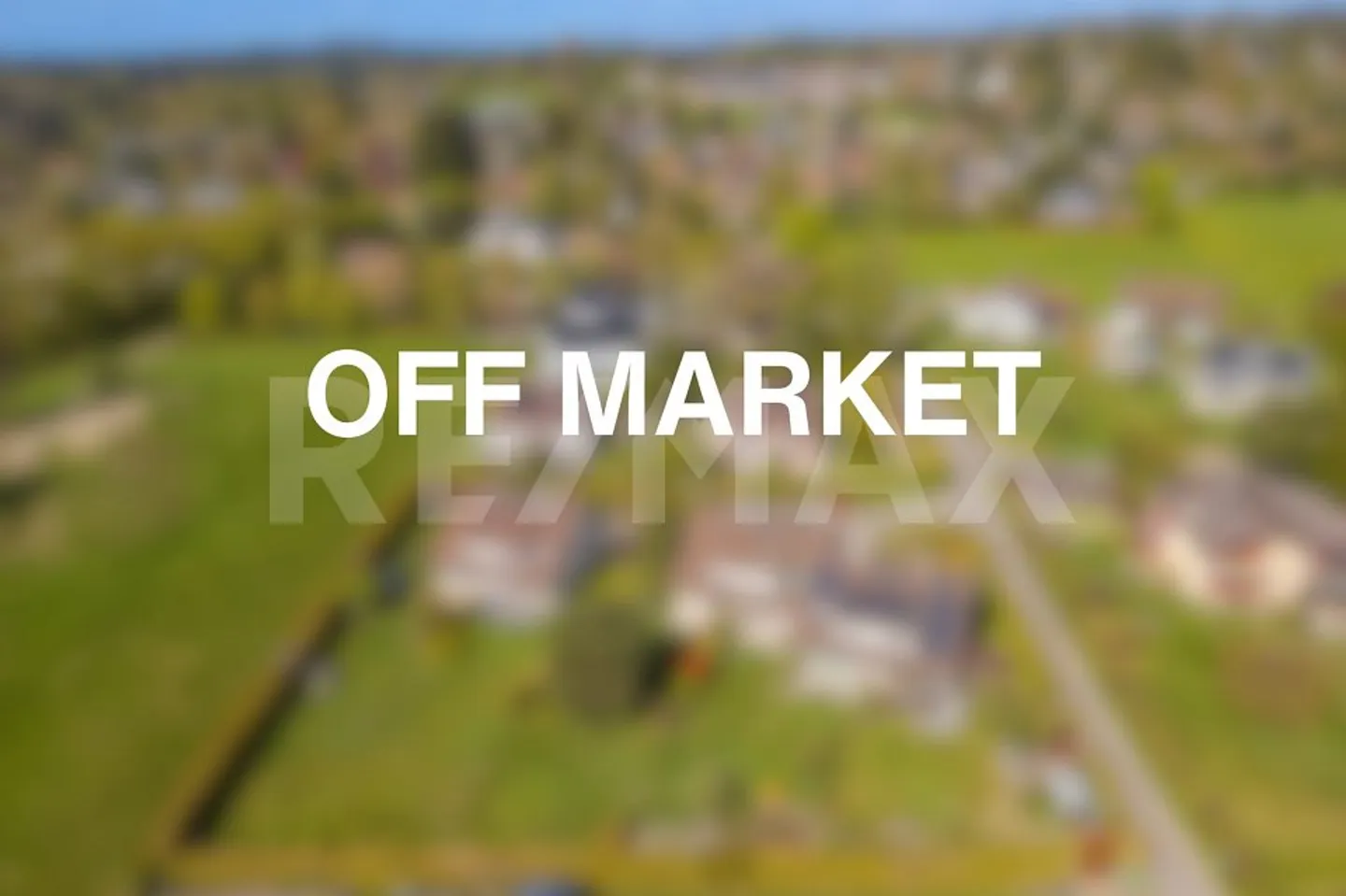 To discover: renovated semi-detached villa to discover - Photo 1 of 4