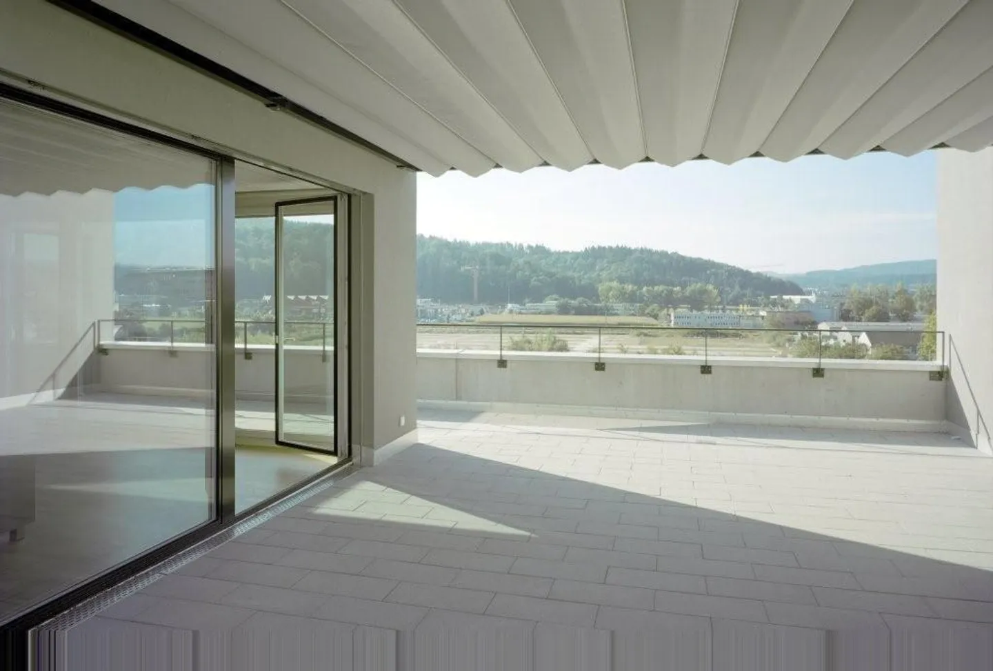 Treat yourself and your family to more space! - Photo 7 of 10